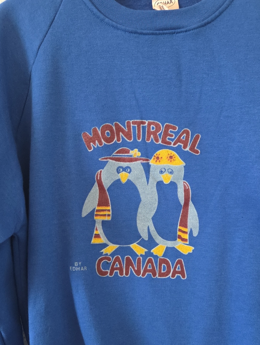 Retro Montreal Canada Blue Sweatshirt Adult Large Winter Penguins Holiday Party
